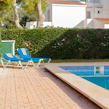 Nuria Cala Blanca (Menorca)